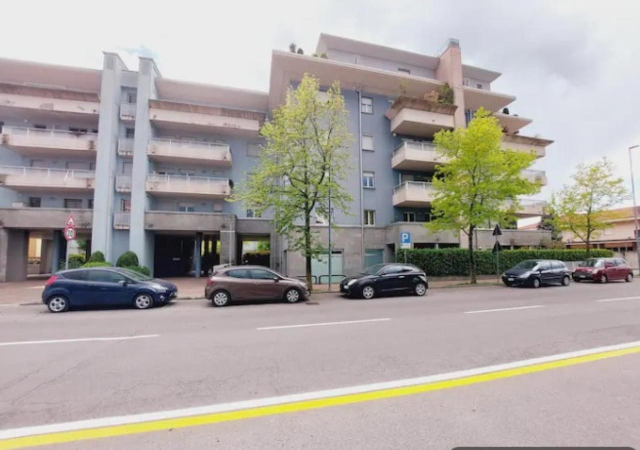 Appartamento Monolocale-7 Minuti Da Bergamo, 10 Minuti Milan Bergamo Airport Gorle Esterno foto